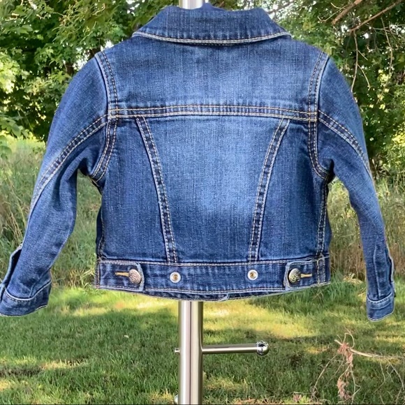 Place: Girl’s 18 months Jean jacket with appliqués. - Picture 5 of 8